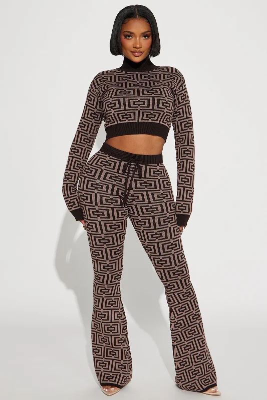 In A Spiral Sweater Pant Set - Brown